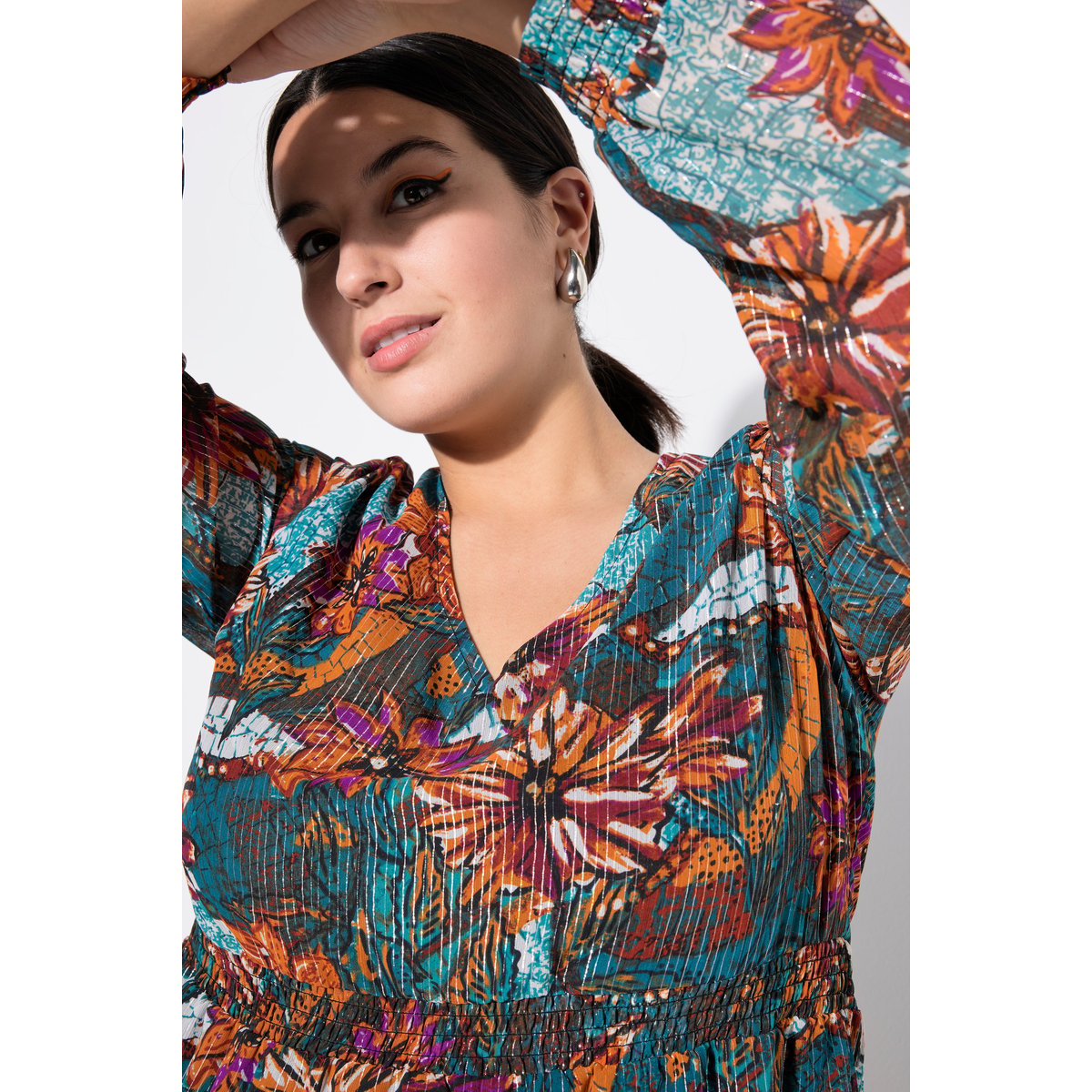 Robe maxi, silhouette en A, imprimé floral pétrol, STUDIO UNTOLD