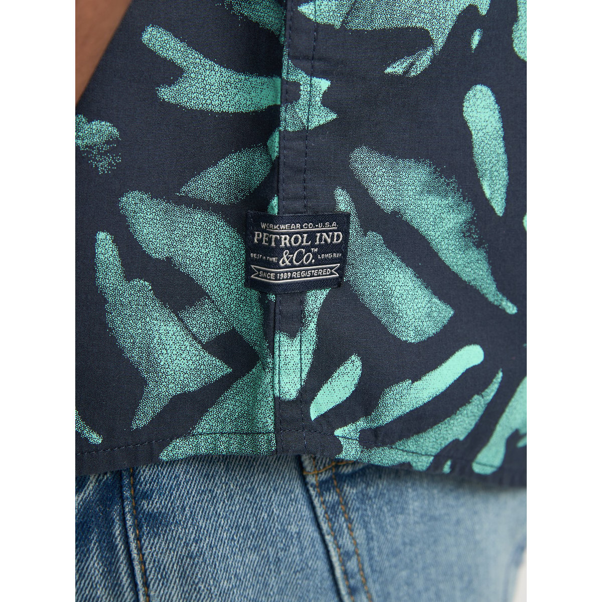Chemise à imprimé all-over noche bleu navy blue, PETROL INDUSTRIES