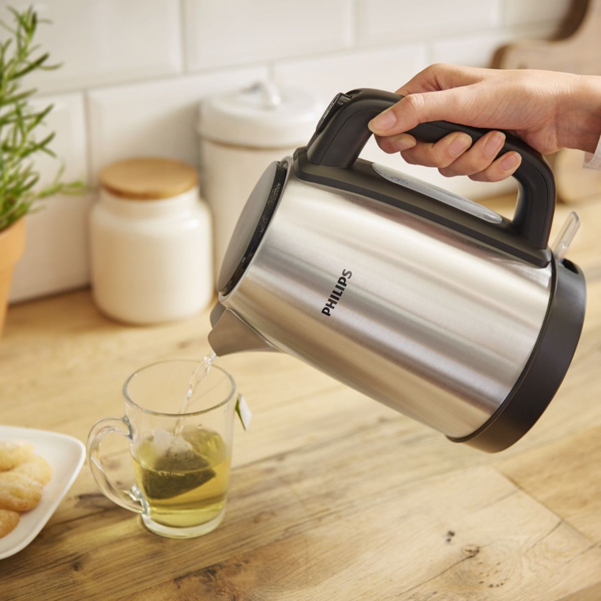 Bouilloire HD9350/90 Bouilloire électrique Métal 1.7L, 2200W argent, PHILIPS