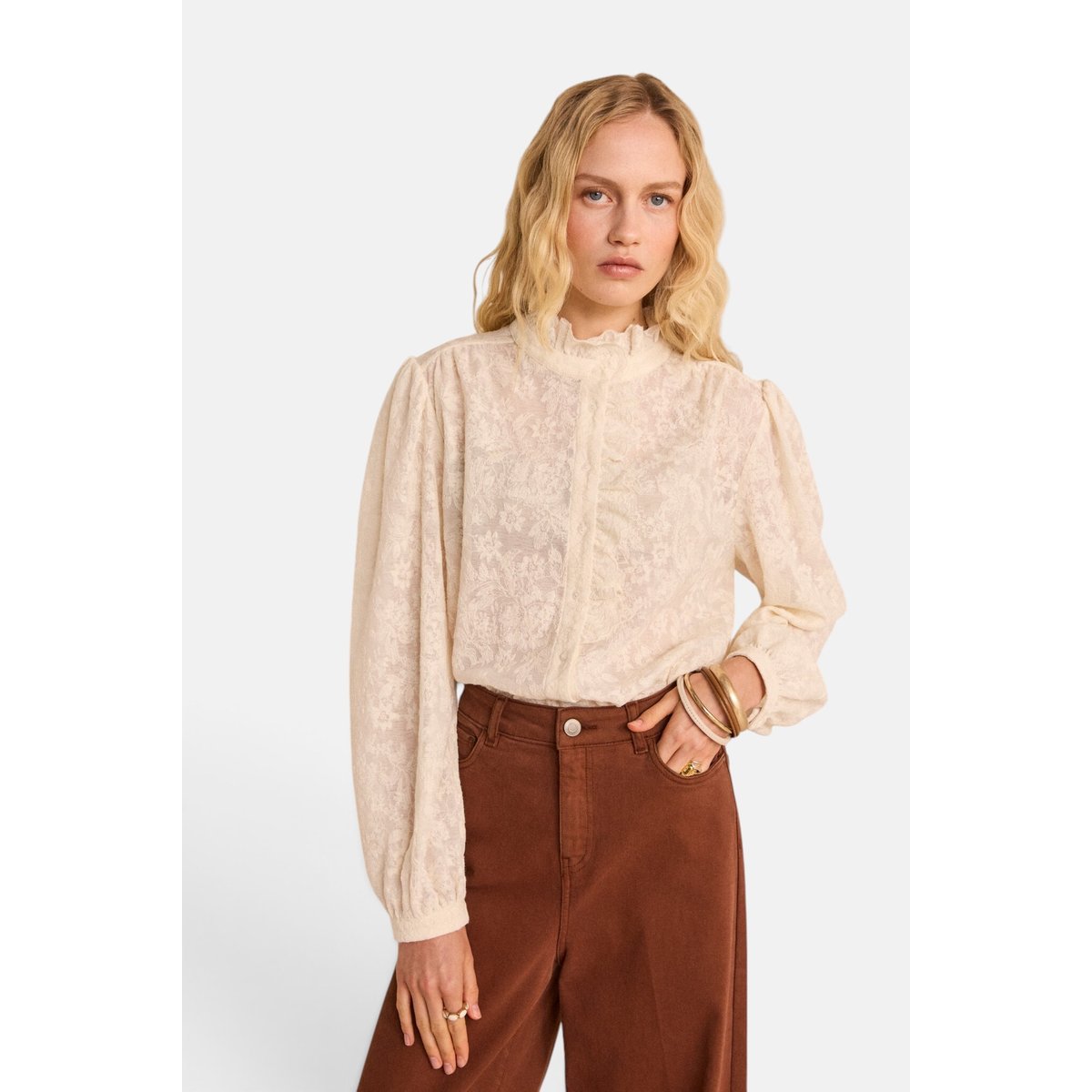 Blouse dentelles à manches bouffantes MERVEILLE creme, Maison 123