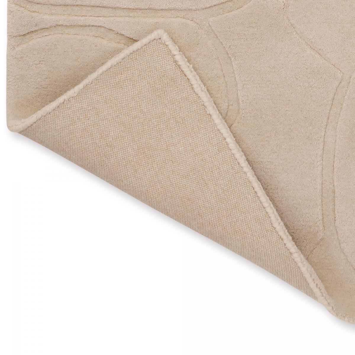 Tapis salon et chambre fait à la main en laine motif faux uni crème, UN AMOUR DE TAPIS