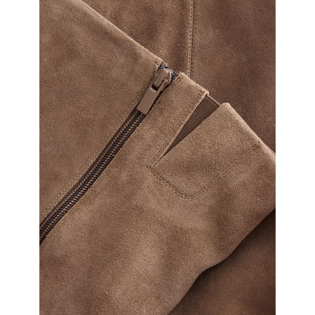 Bottes hauteur genou bout ciselé/petit talon taupe/beige, NEXT