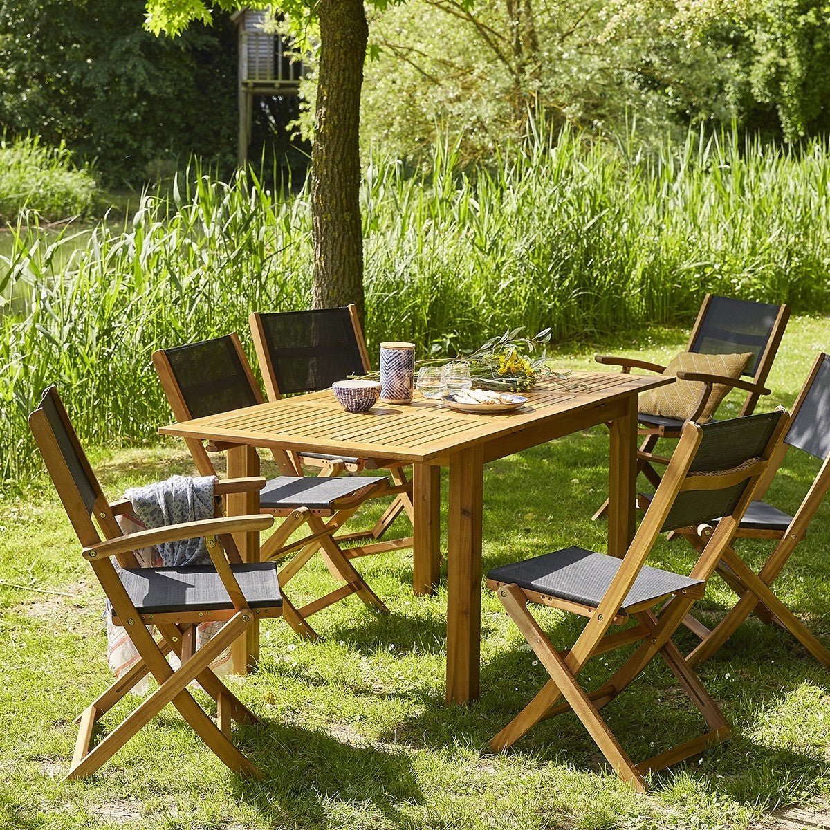 Fauteuil de jardin en acacia et textilène pliant HANOÏ noir, BERAH GETAH