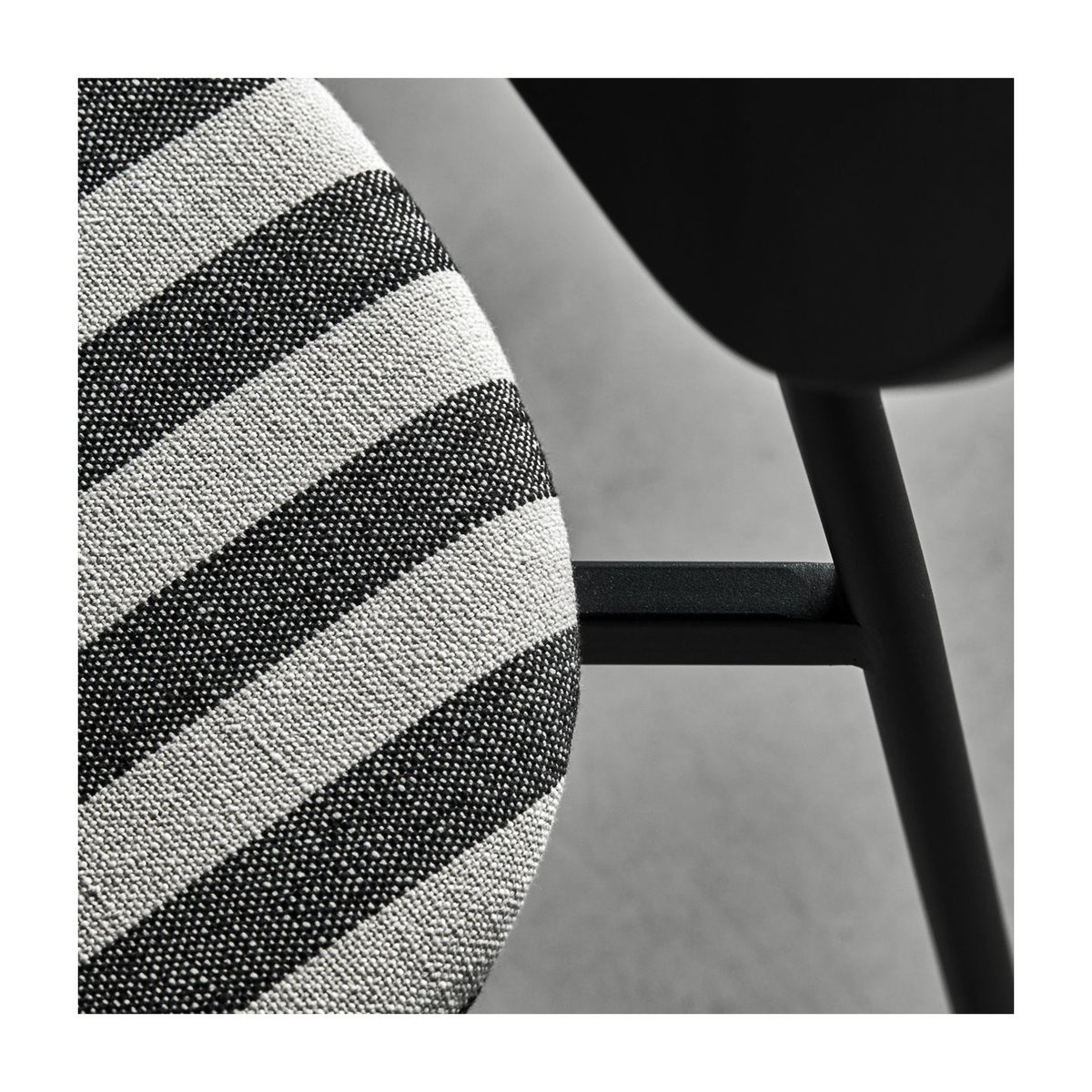 Chaises Must lot de 2 noir, blanc cassé, HOUSE DOCTOR