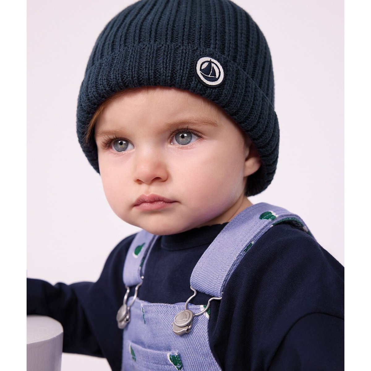 Bonnet bébé uni en tricot doublé polaire bleu marine, PETIT BATEAU
