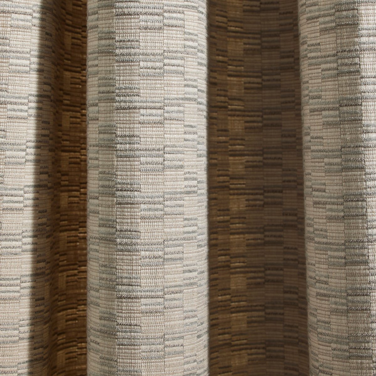 Rideau À Oeillets en Jacquard texturé et graphique KAPLAN ivoire et naturel, MADURA