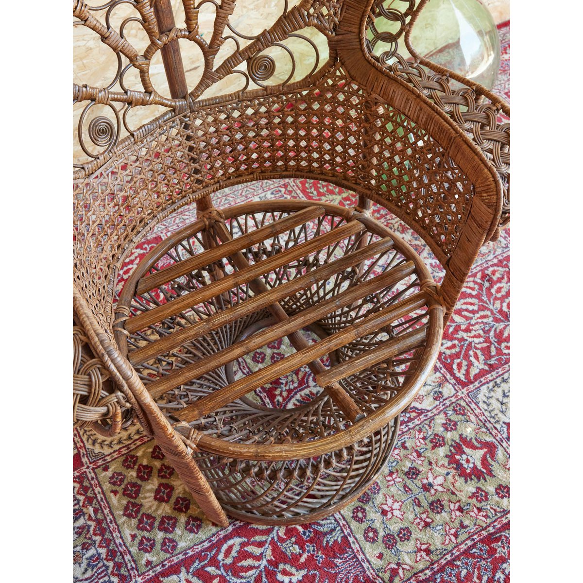Fauteuil en osier Emmanuel N°19 - Bon état bois foncé, DEBONGOUT