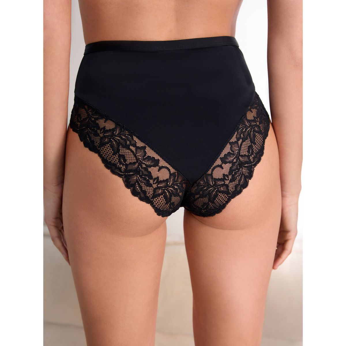 Culotte taille haute en microfibre, lot de 3 noir/blanc/nuit/praline, NEXT