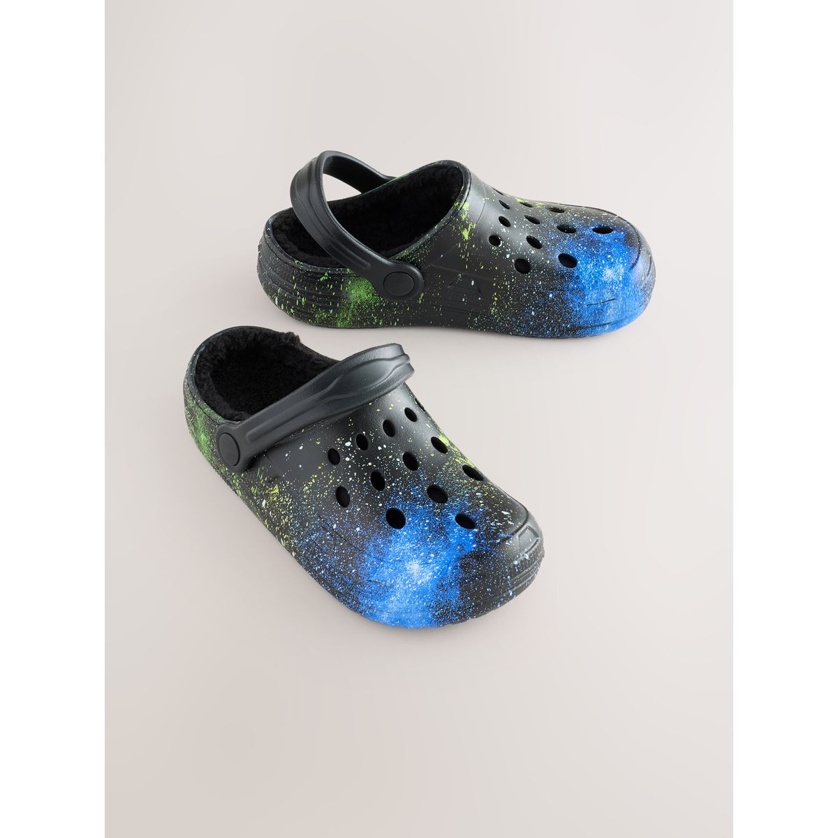 Chaussons style sabots fourrés imprimé galaxie, NEXT