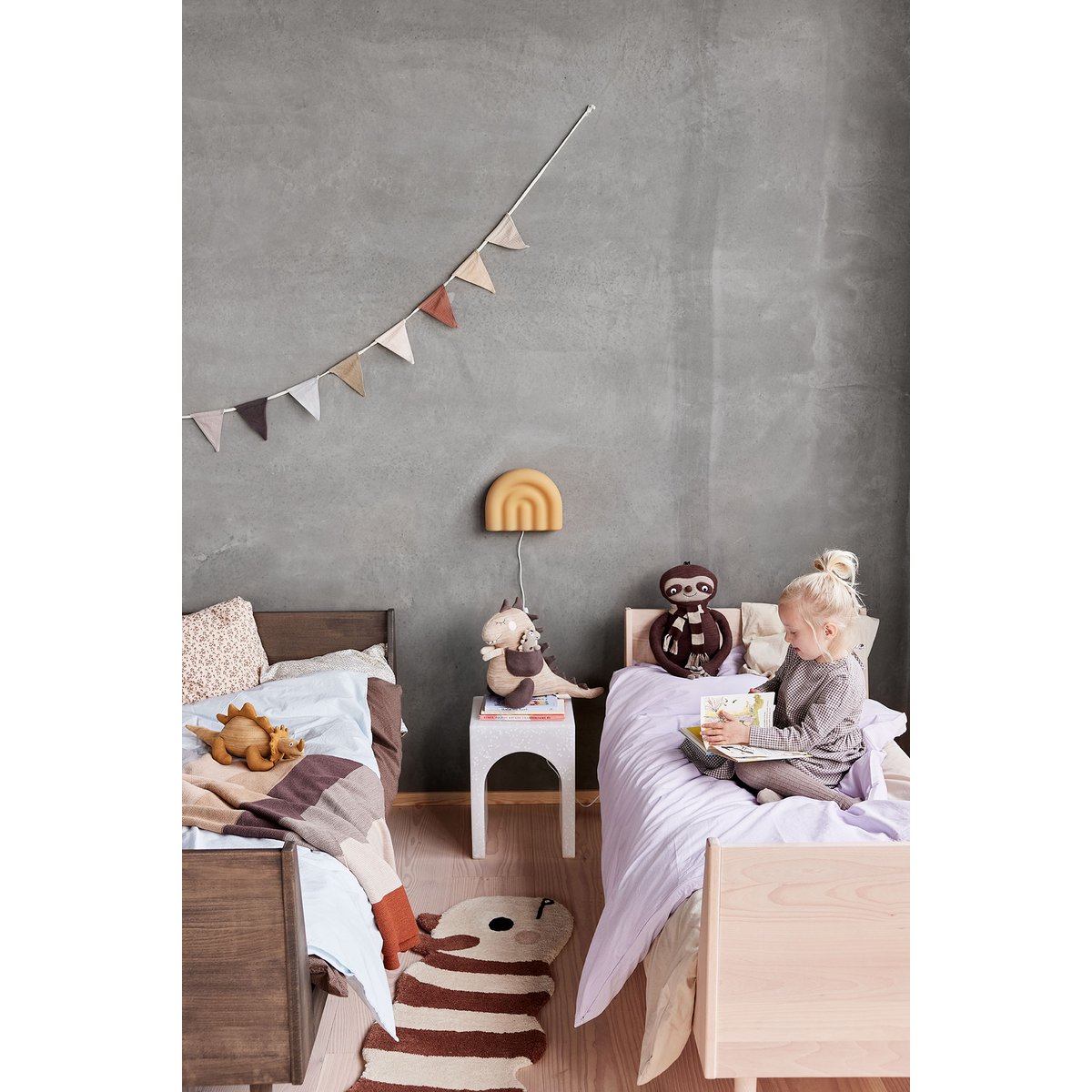 Applique murale en silicone MINI marron, OYOY LIVING DESIGN