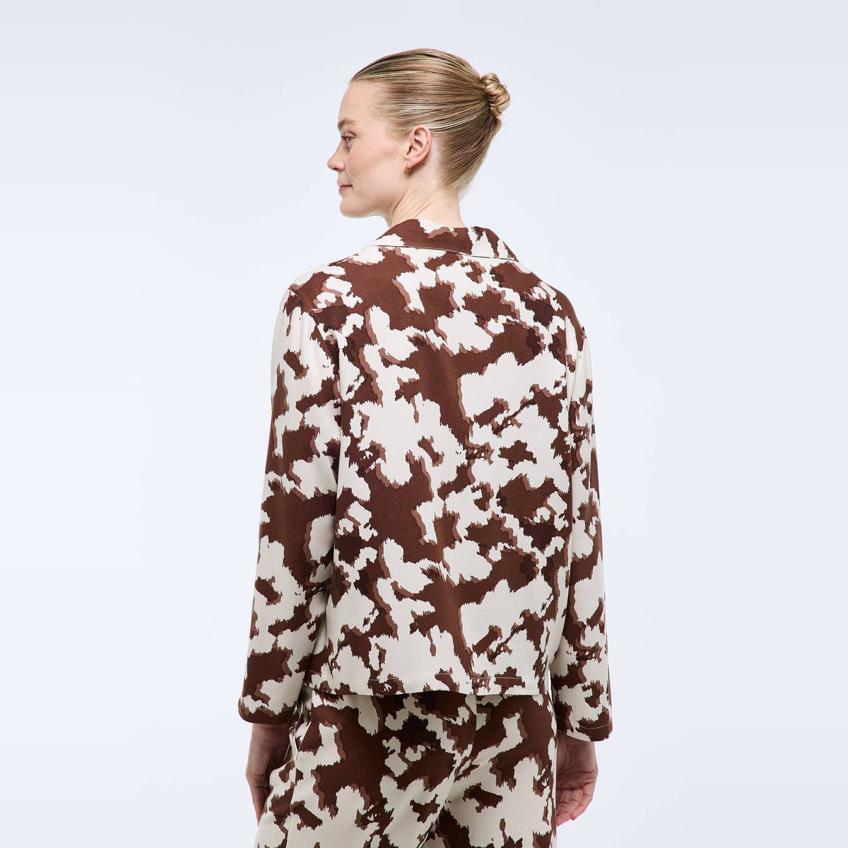 Chemise à manches longues imprimée vache en viscose bison, MONOPRIX