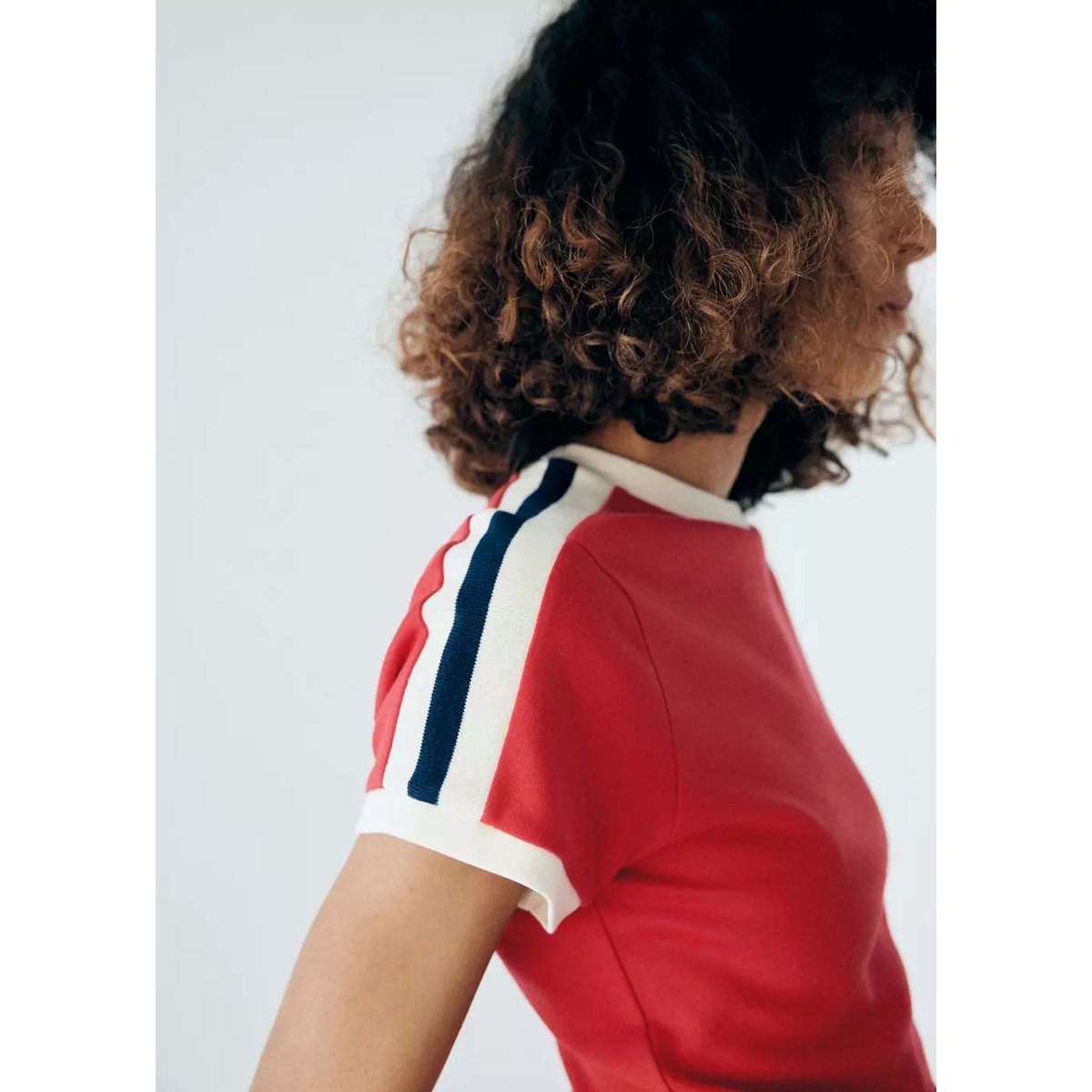 T-shirt détails contrastants rouge, MANGO