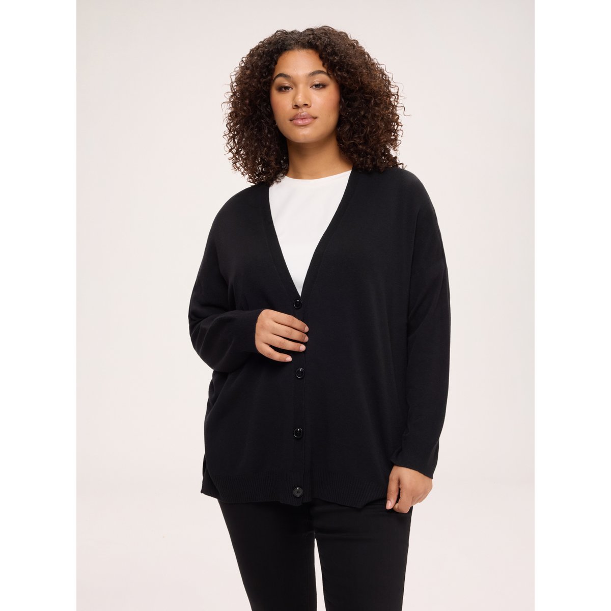 Cardigan col en V noir, FIORELLA RUBINO