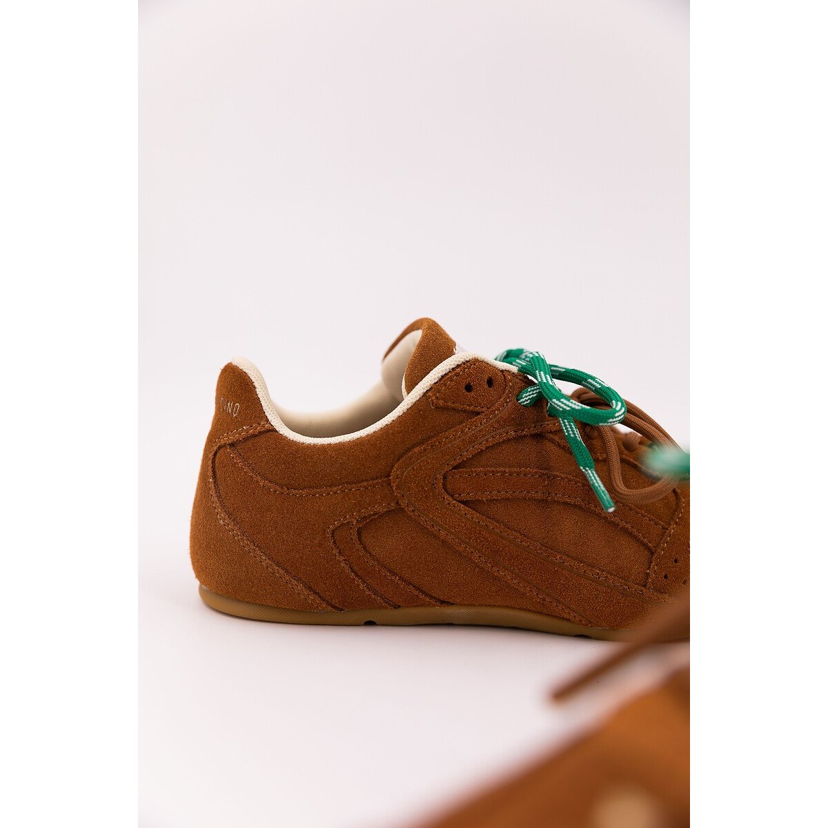 Baskets en cuir suédé COSMO camel, ZERO 105