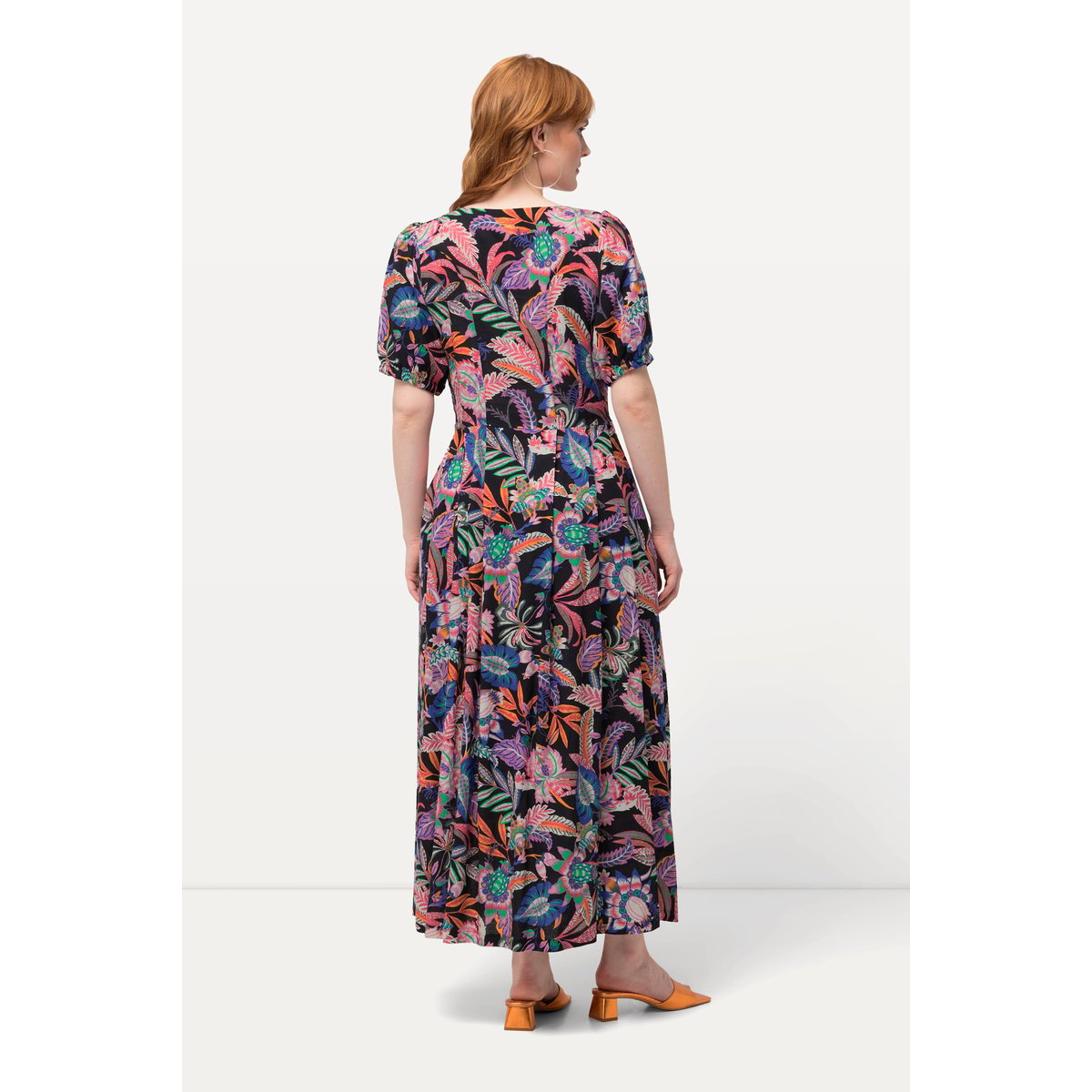 Robe, feuilles, mélange de lin, col rond noir, ULLA POPKEN