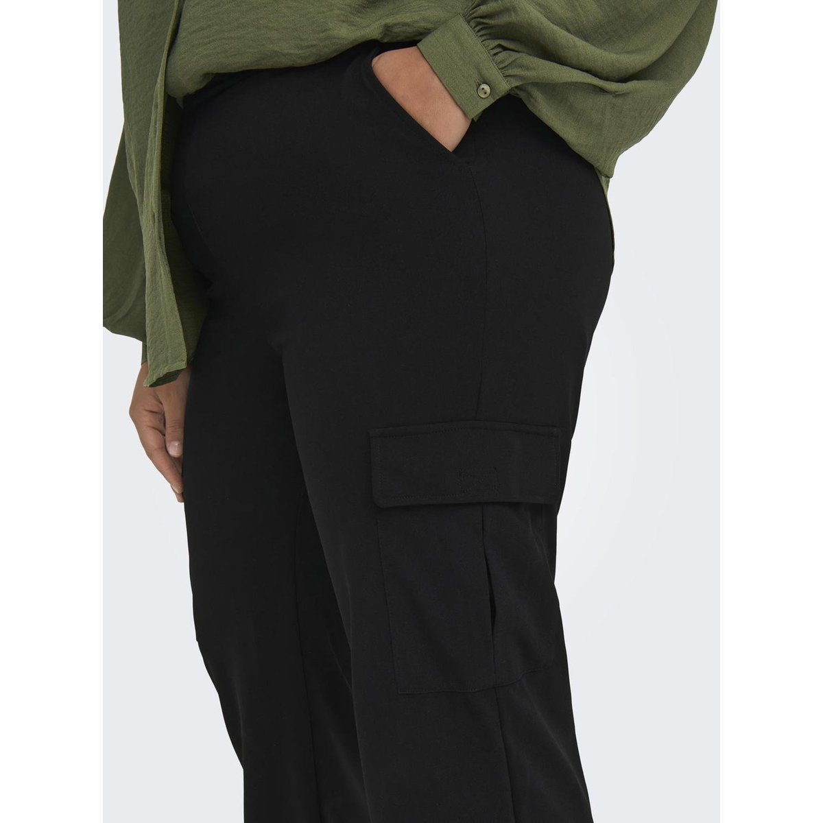 Pantalon Cargo noire - black, ONLY CARMAKOMA