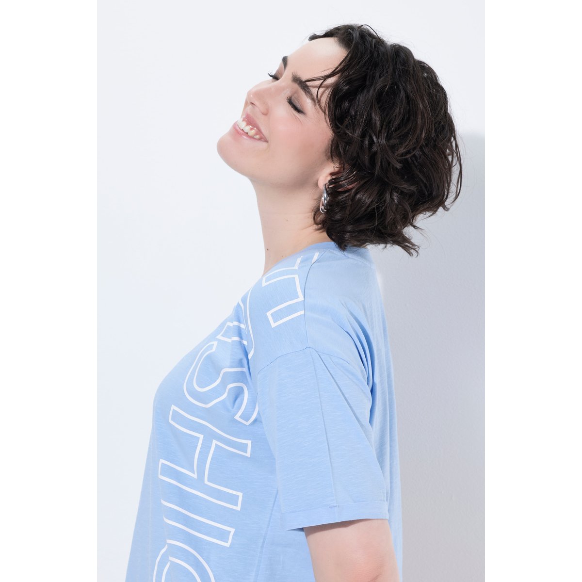 T-shirt oversize avec message bleu tendre, ULLA POPKEN