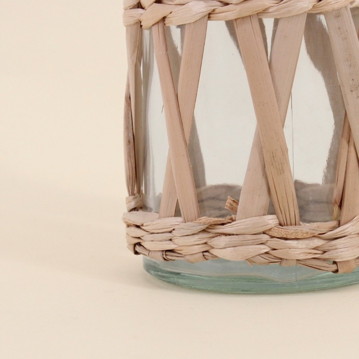 Vase rond en verre et fibres naturelles, H34cm naturel, ORNAMI