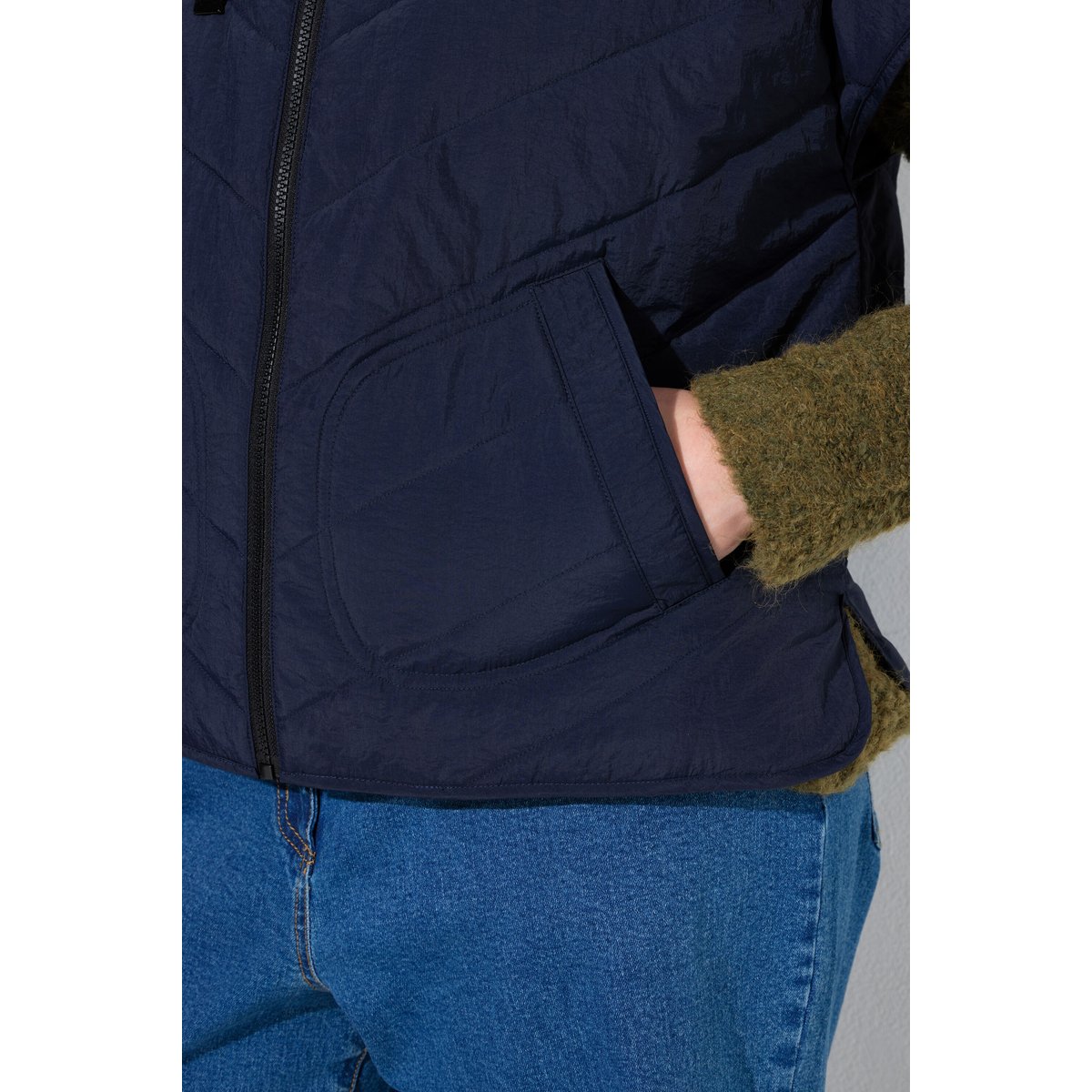 Gilet matelassé à capuche, coupe oversize marine, ULLA POPKEN