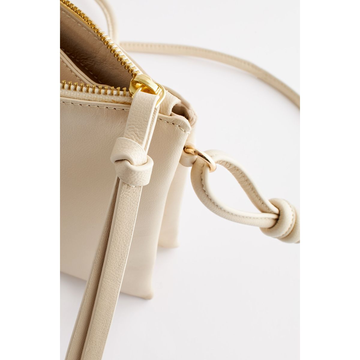 Sac à bandoulière coupe classique crème os, NEXT