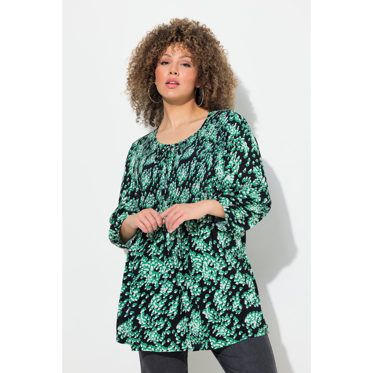 Blouse smockée, imprimé intégral et col rond gris asphalte, ULLA POPKEN