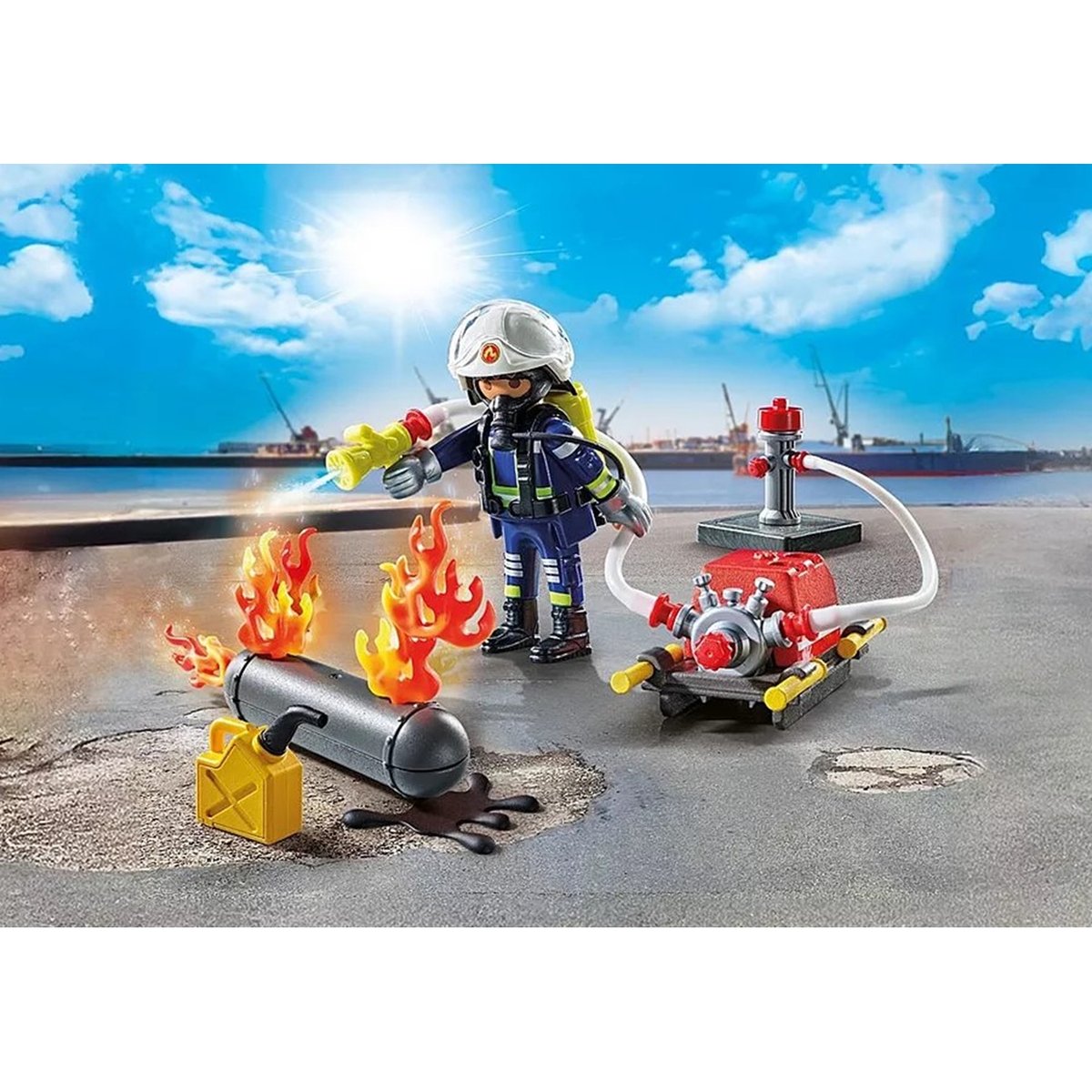 Pompier avec pompe à eau et réservoir enflammé pompier avec pompe à eau et réservoir enflammé, PLAYMOBIL