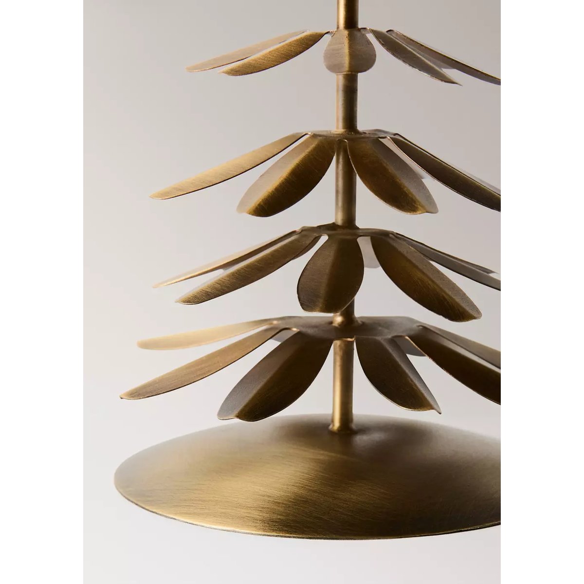 Petit bougeoir en fer en forme de sapin or, MANGO HOME
