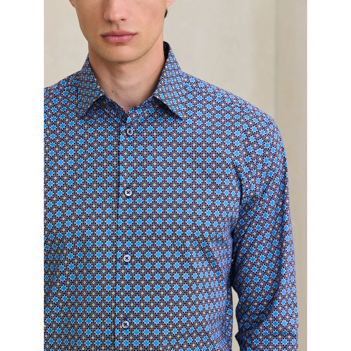 Chemise slim habillée en coton stretch bleu, NEXT