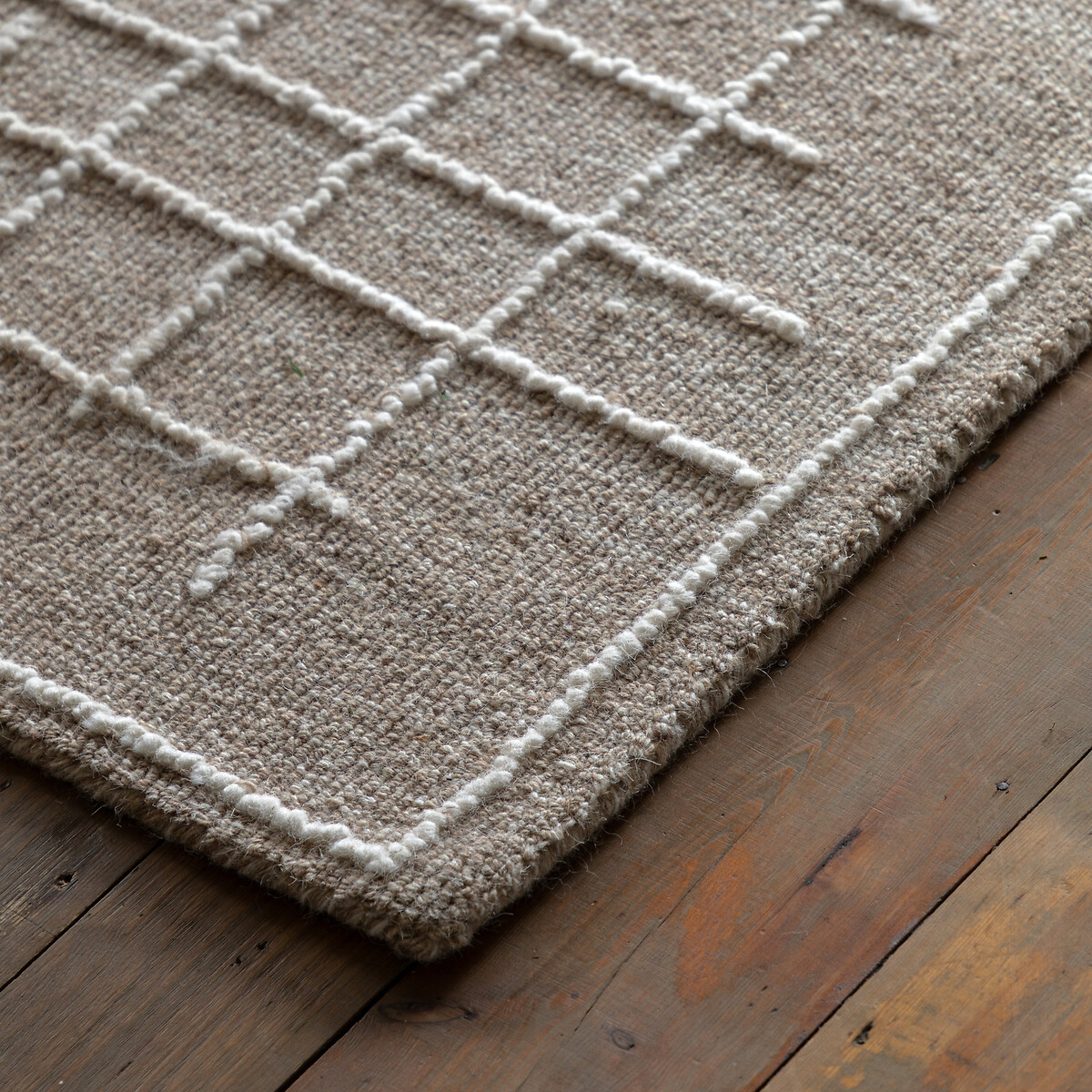 Otley Tufted Linear Rug taupe, SO'HOME