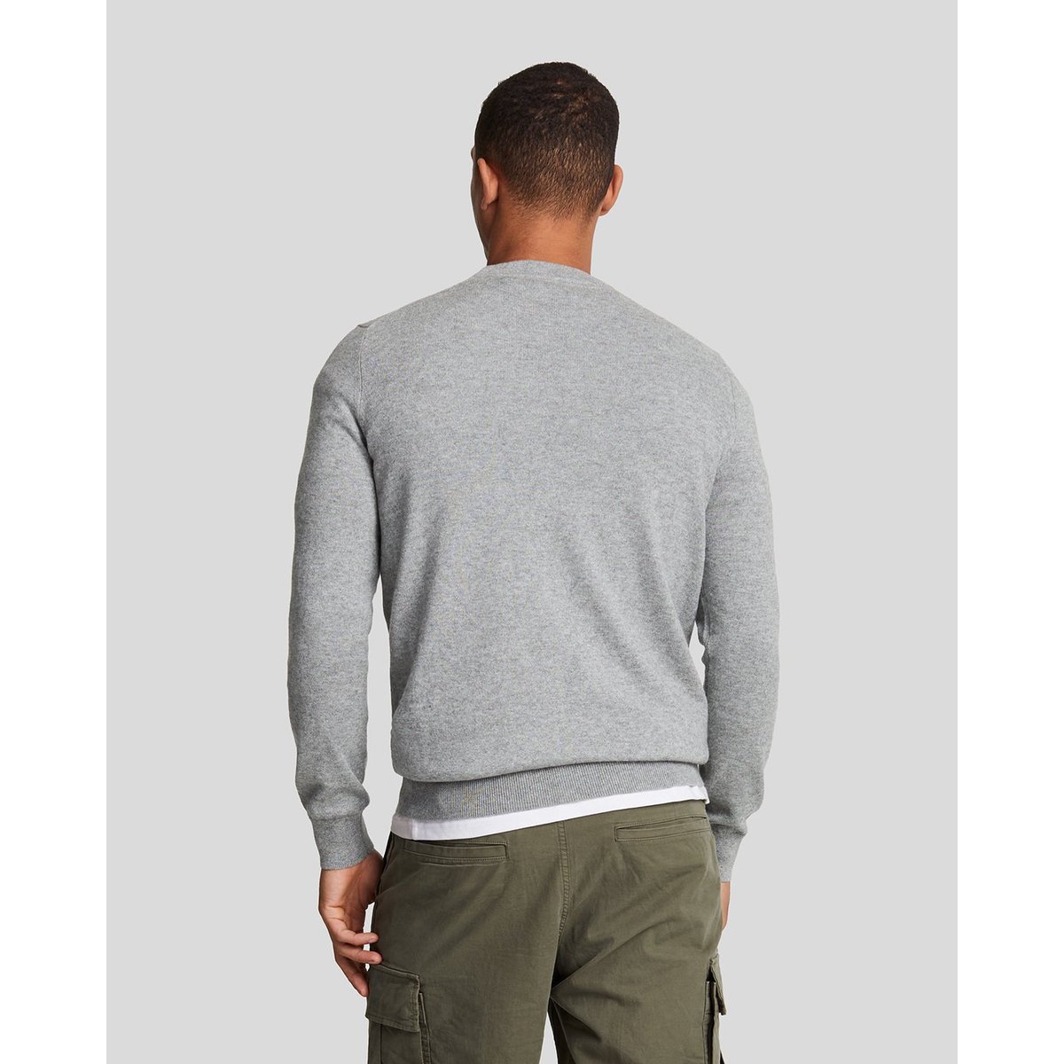 Pull en coton mérinos col rond gris moyen chiné, LYLE & SCOTT