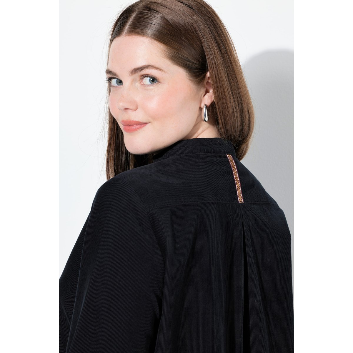Robe en velours côtelé, passepoils noir, ULLA POPKEN