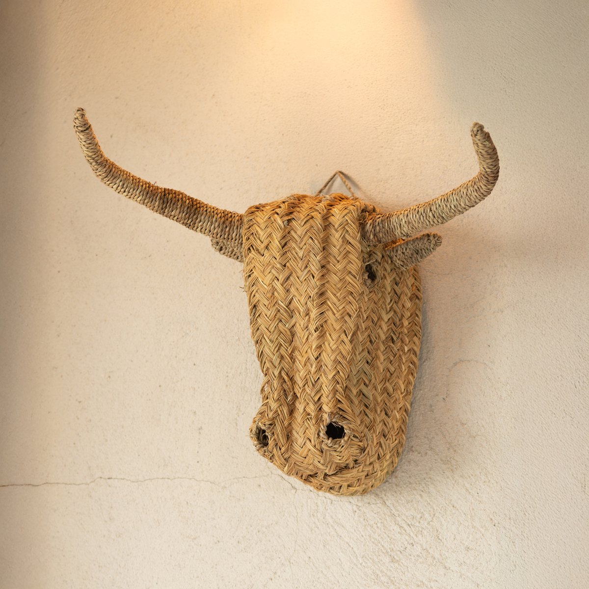 Déco murale tête de bœuf en paille XL - LOJI naturel, HOME MAISON