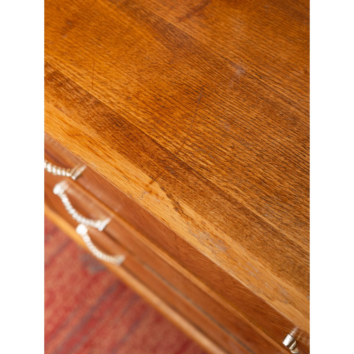 Commode trois tiroirs aux poignées dorées Olga N°668 - Bon état marron, DEBONGOUT