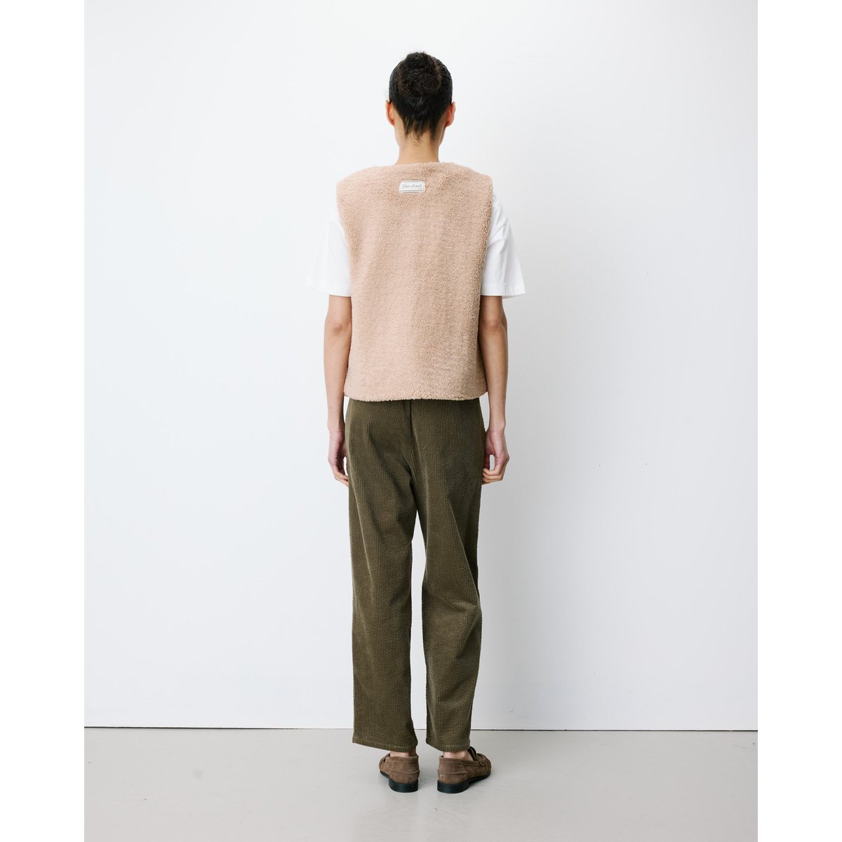 Veste sans manches en fausse shearling beige Avery beige, GRACE & MILA