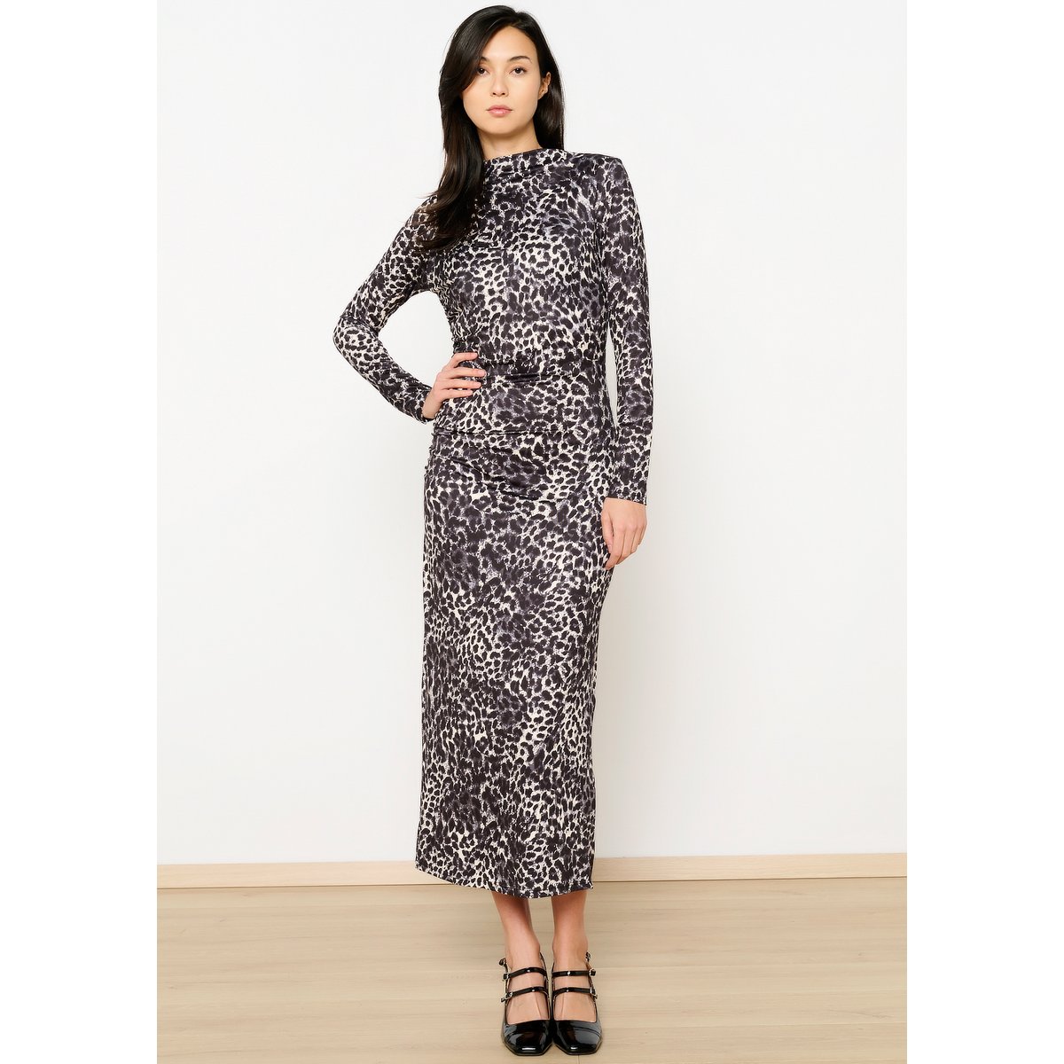 Robe moulante à imprimé léopard gris, LOLALIZA
