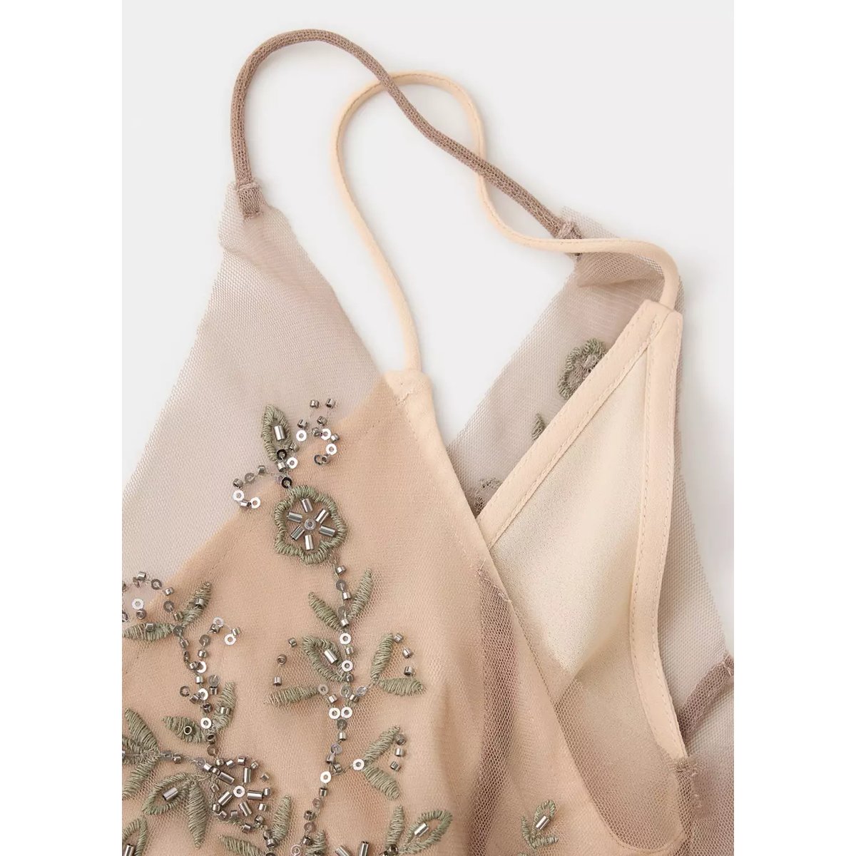 Robe en mousseline à strass nude, MANGO