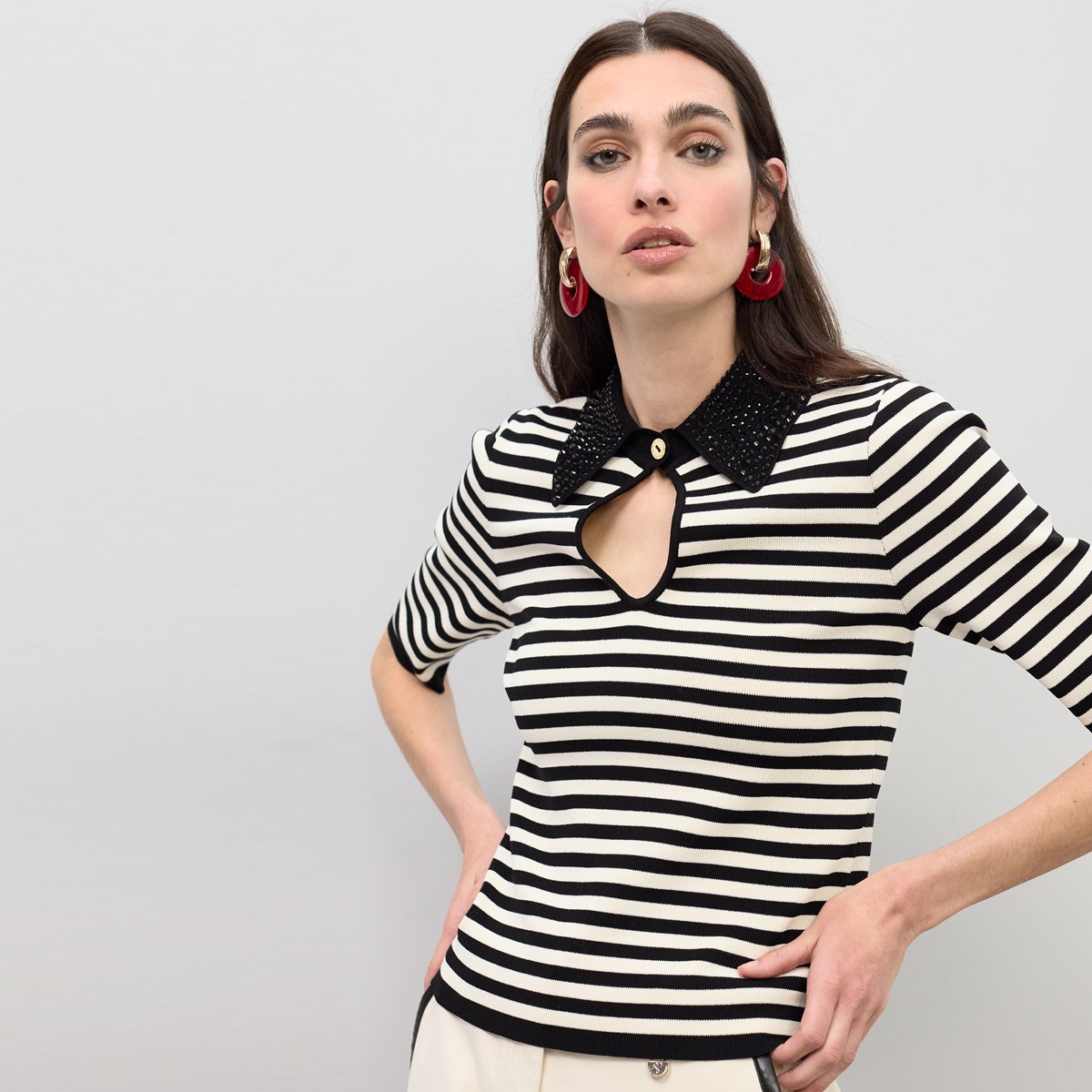 Pull rayé col bijou ajouré noir, LOLA CASADEMUNT