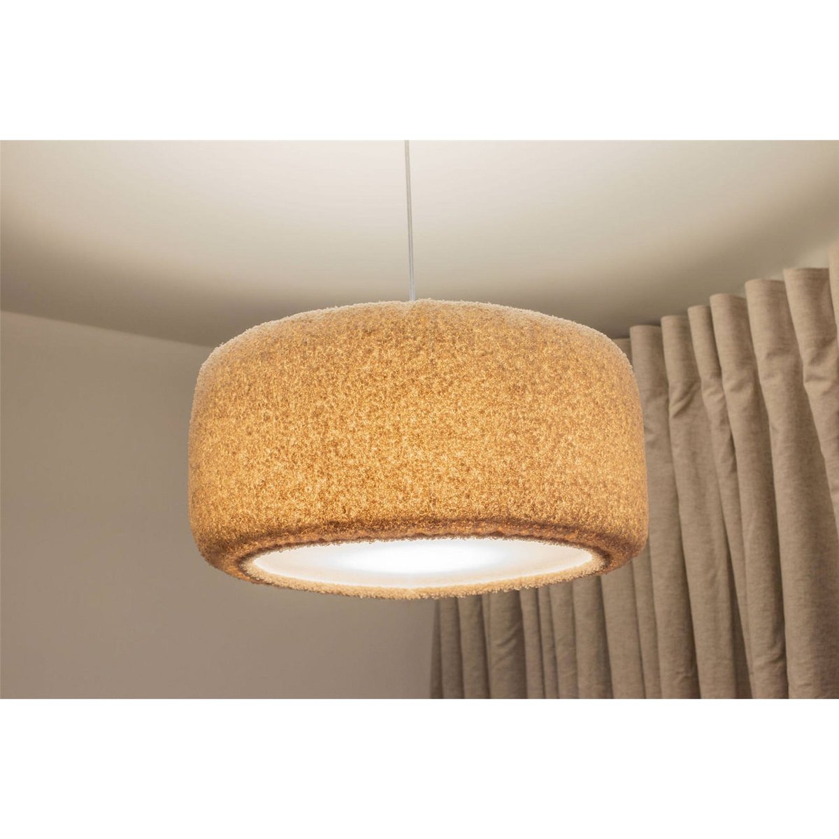Suspension nuage en tissu peluche rond Cloud beige sable doux, BPS KONCEPT