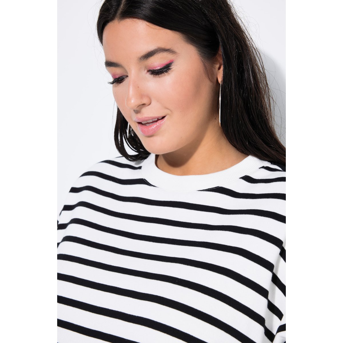 Sweat-shirt ultra-oversize, rayures blanc cassé, STUDIO UNTOLD