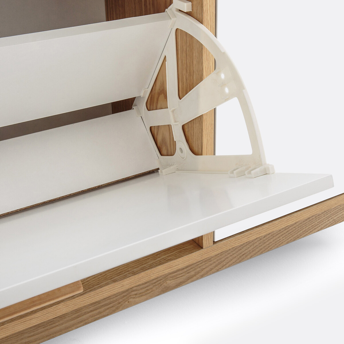 Mueble zapatero Sheldon, 3 puertas abatibles y 1 puerta lateral blanco/madera, SO'HOME