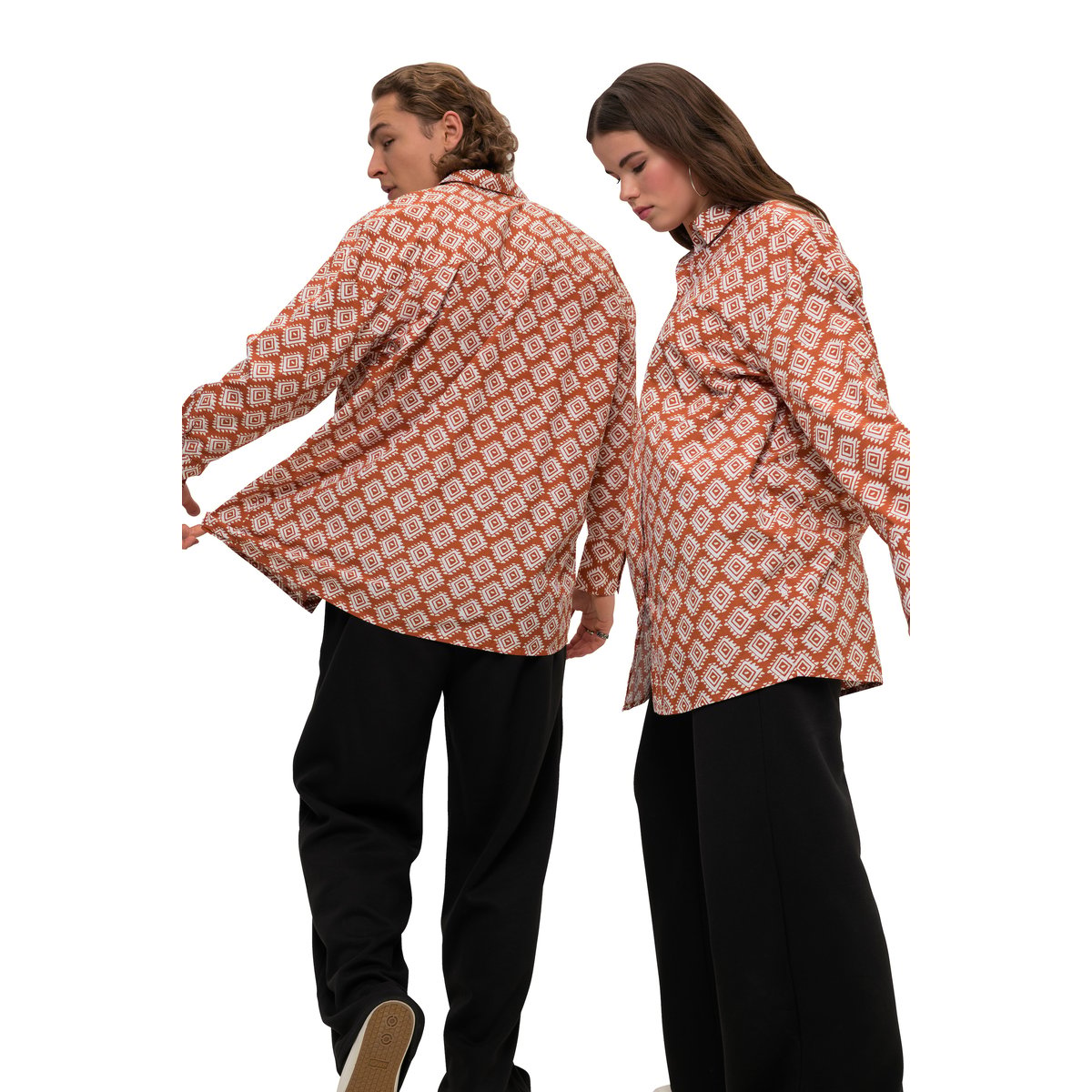 Chemise oversized à imprimé intégral et col orange de rouille, STUDIO UNTOLD