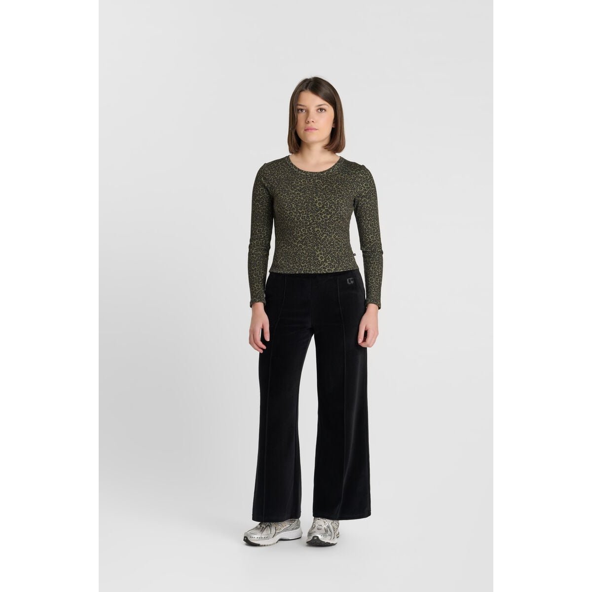 Pantalon jogpant SIDYGI black, LE TEMPS DES CERISES