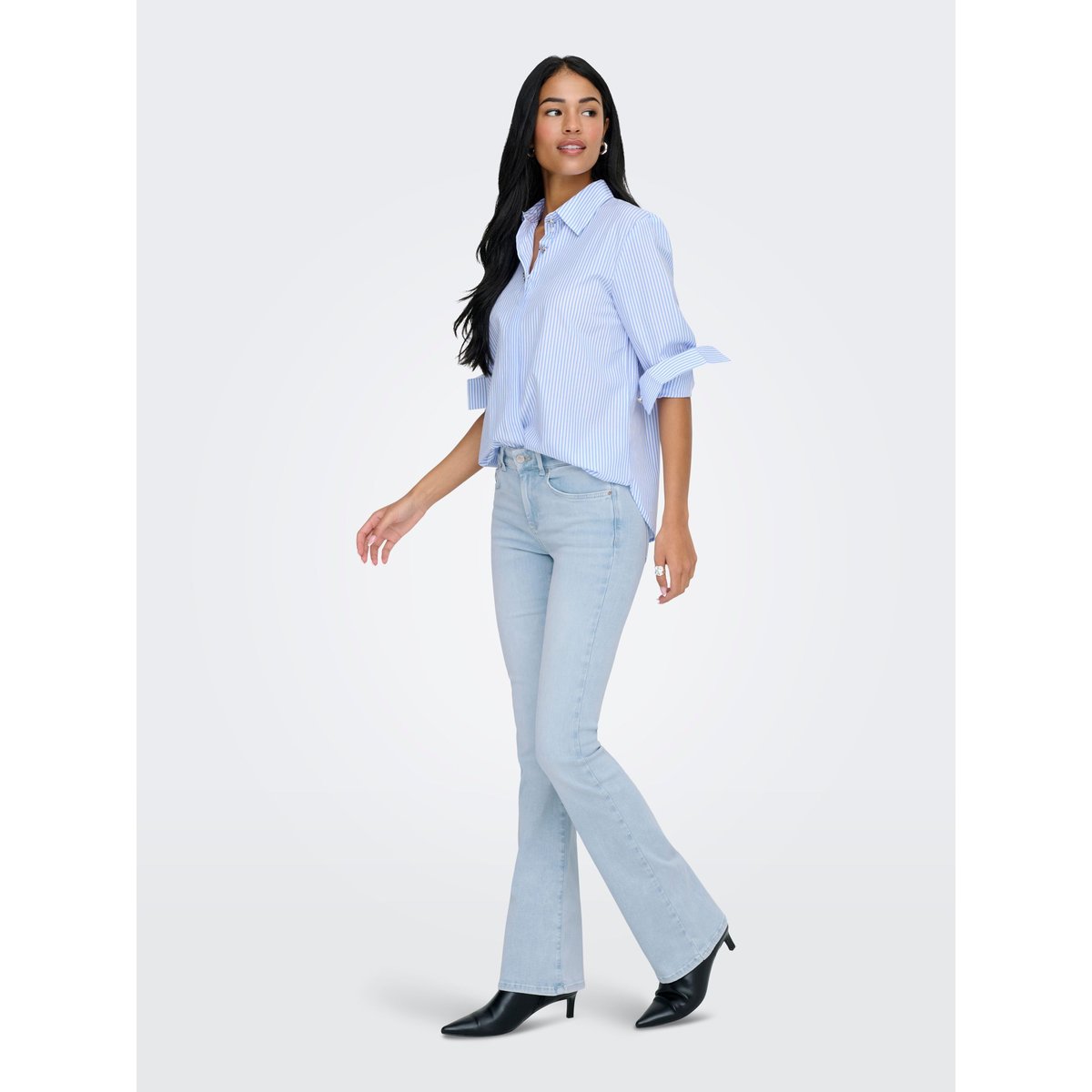 Jean Flared light blue bleached denim, ONLY