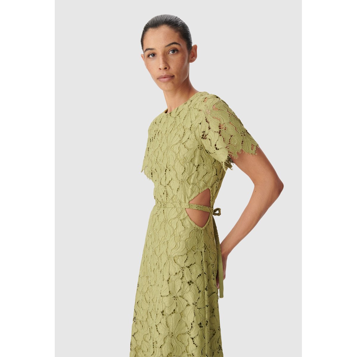 Robe broderie anglaise ouverture dos olive d'été, IKKS