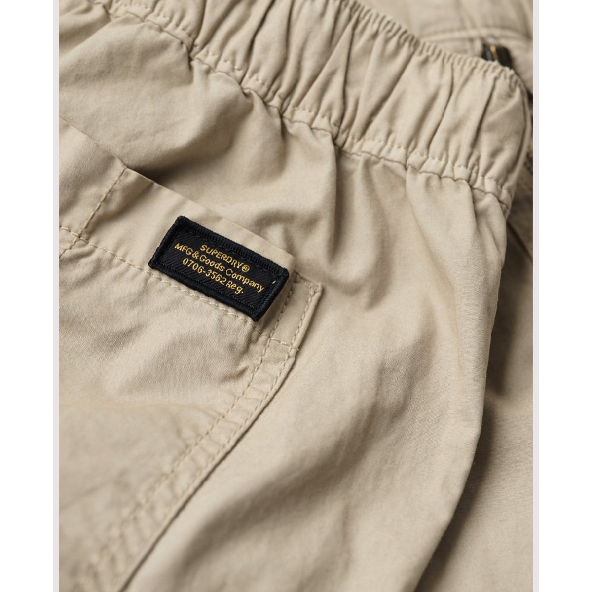 Pantalon cargo large taille basse stone wash, SUPERDRY