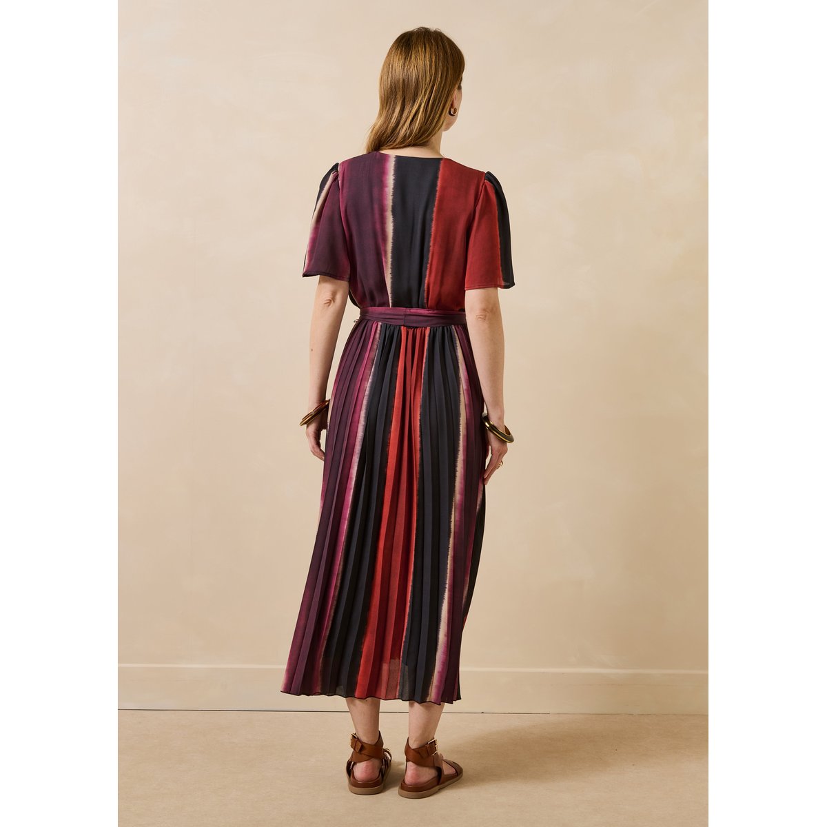 Robe longue fluide plissée à rayures vin/lipstick, LA FEE MARABOUTEE