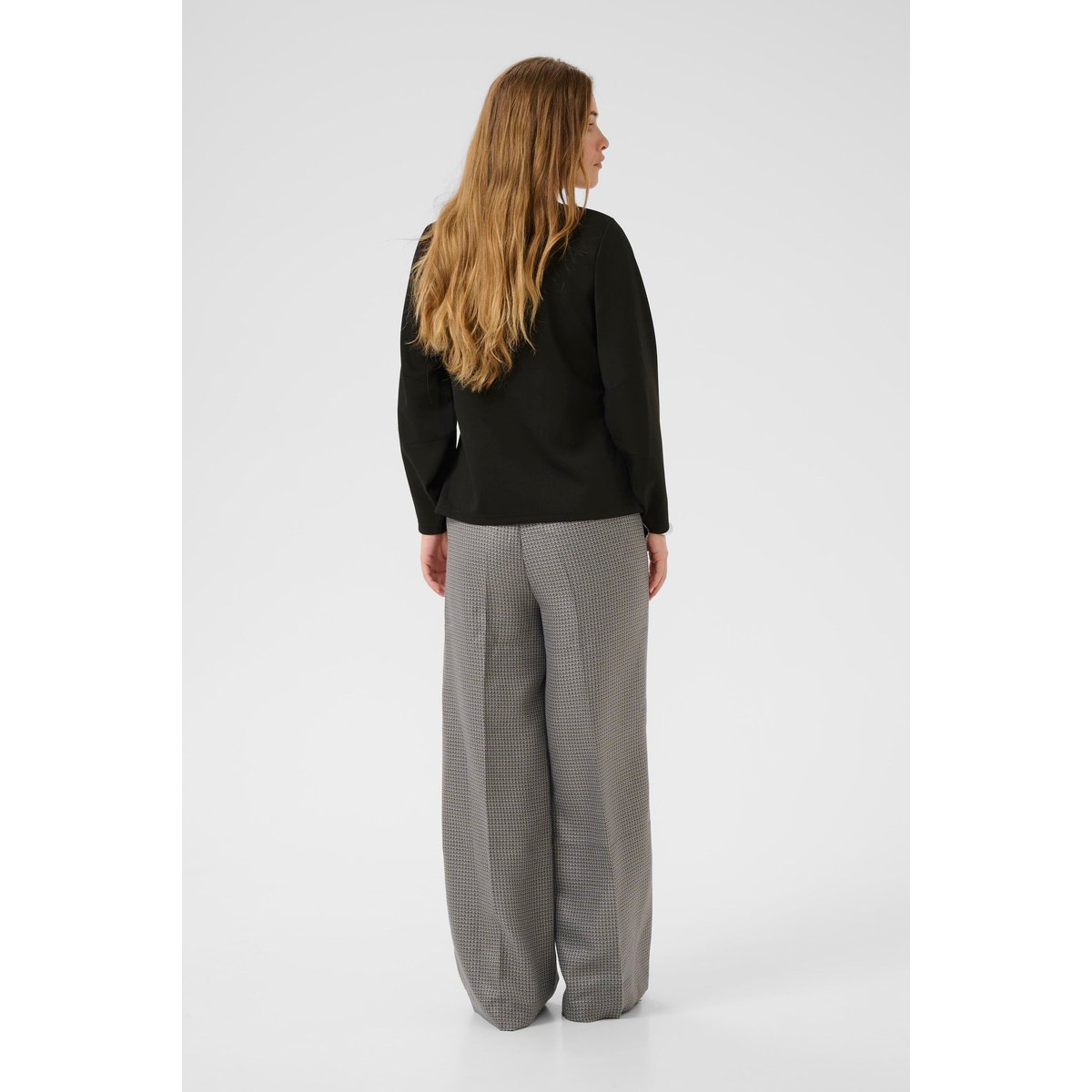 Sweatshirt noir, CULTURE