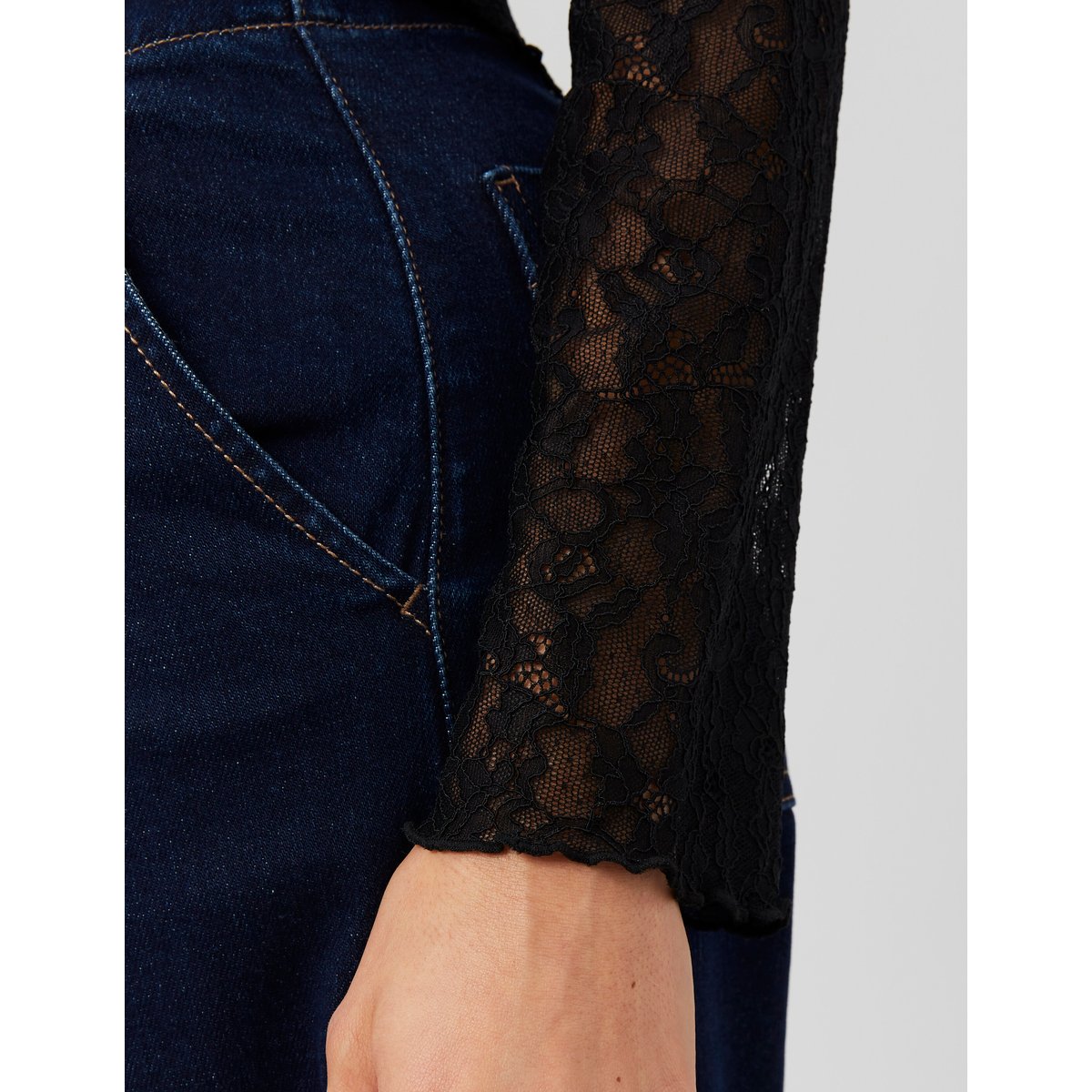T-shirt manches longues en dentelle noir, BZB