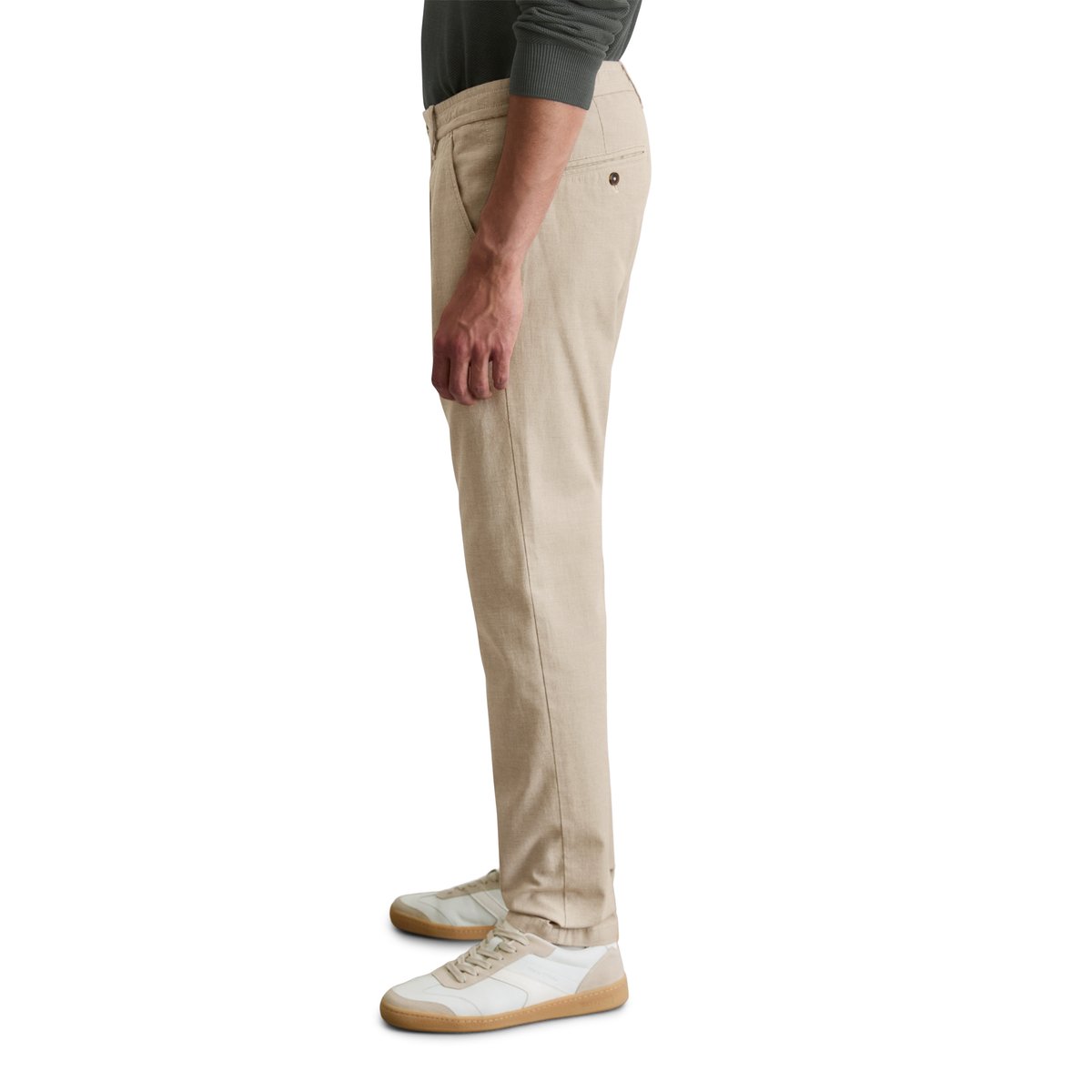 Chino modèle Stig Jogger pleats shaped en coton bio mélangé marron clair, MARC O'POLO