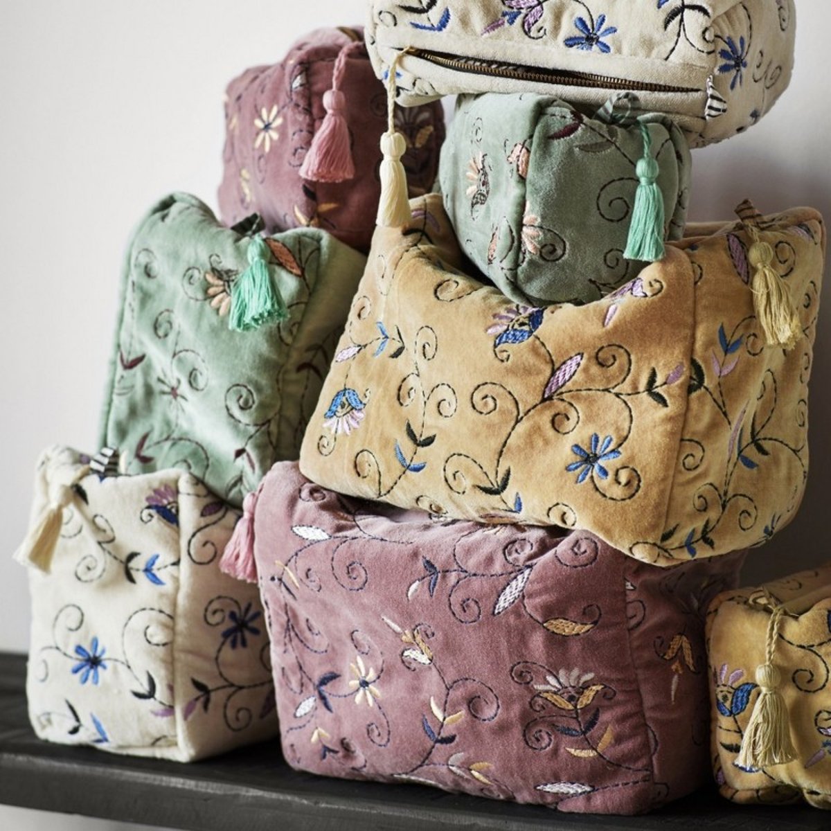 Trousse de toilette velours floral blanc, MADAM STOLTZ